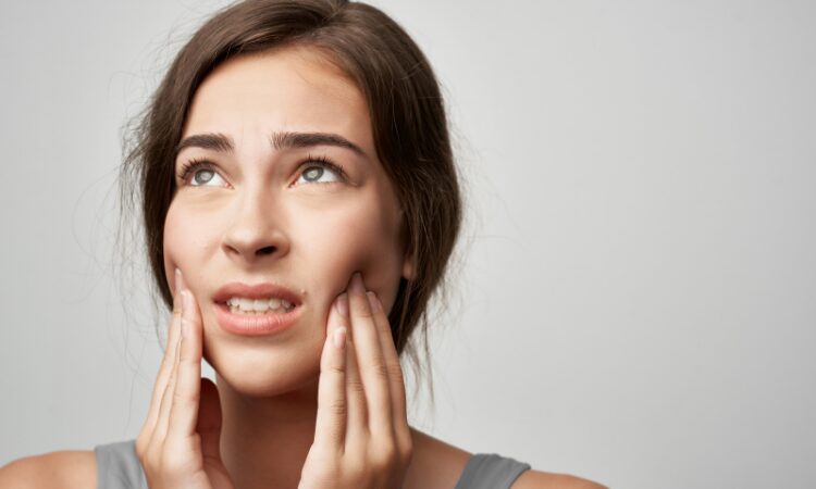 Understanding the common signs of TMJ disorder can help you determine if it’s time to seek professional help.